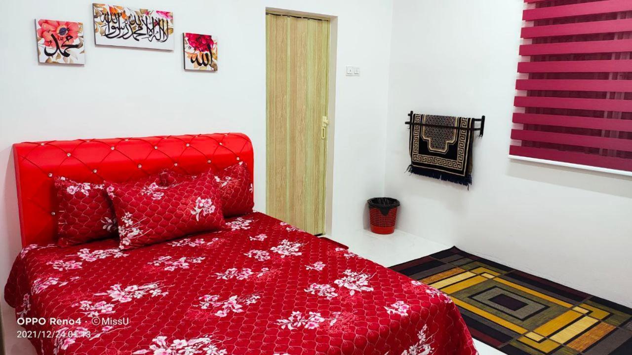 Rania Homestay With Private Pool Seri Iskandar Perak Near Utp Uitm Kampong Bota Road 外观 照片