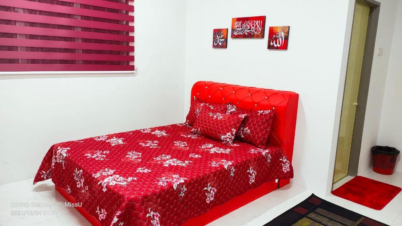 Rania Homestay With Private Pool Seri Iskandar Perak Near Utp Uitm Kampong Bota Road 外观 照片